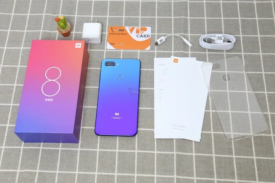 Xiaomi a9 аккумуляторы. Батарея на xiaomi mi 8. Xiaomi mi 8 коробка. Xiaomi mi8 аккумулятор. Аккумулятор xiaomi mi 8 lite.