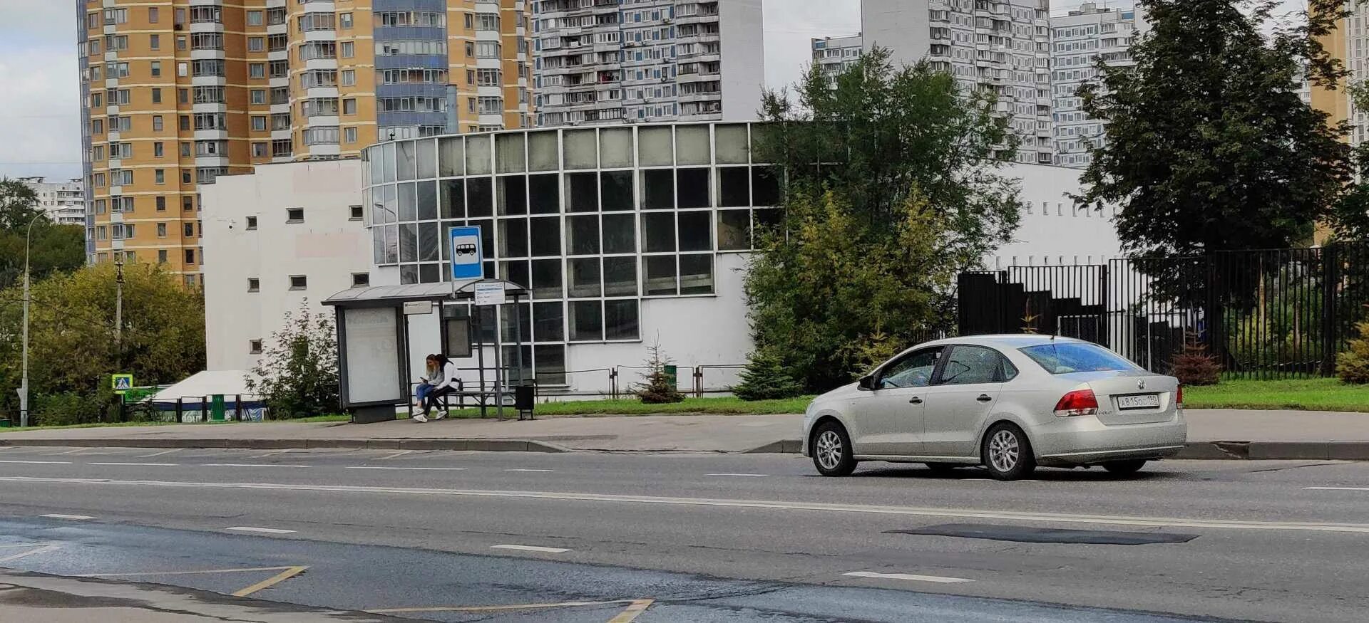 Жилой дом, Удальцова, 48, цена от 18000 руб. м2, С отделкой - аренда без комисси