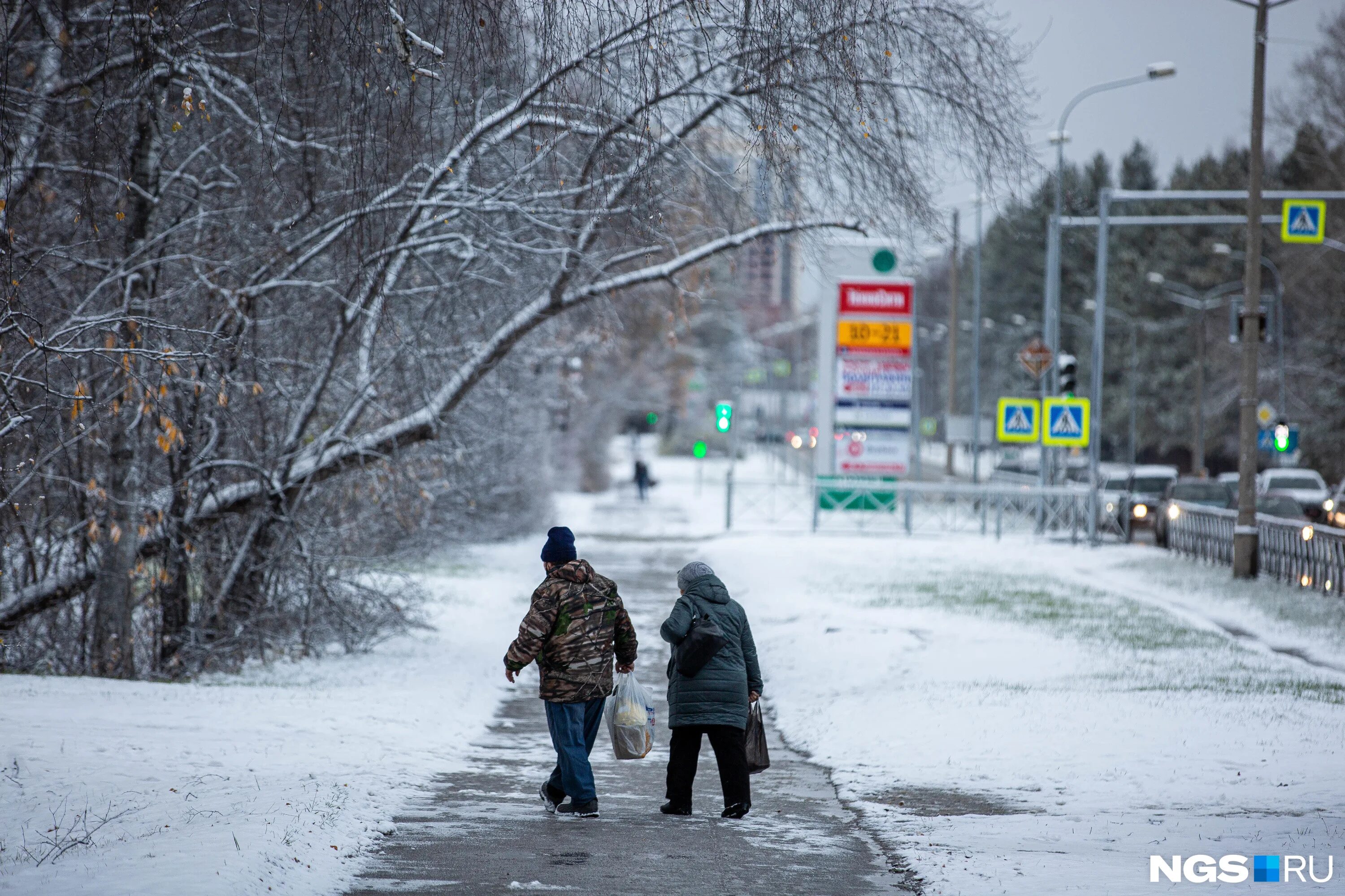 Город новосибирск какая погода. Снег. Первый снег в Новосибирске 2022. Похолодание и снег. Первый снег.