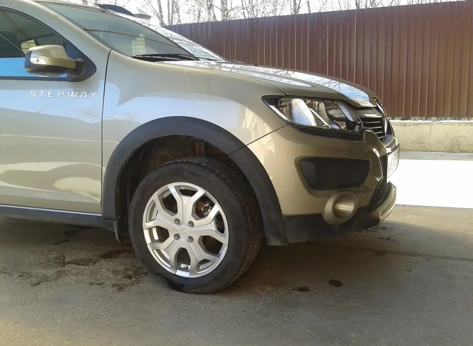 Диски на логан степвей r16. Диски r16 sandero stepway. диски renault sandero stepway r15. диски sandero stepway 2 r16. литые диски sandero stepway 2.