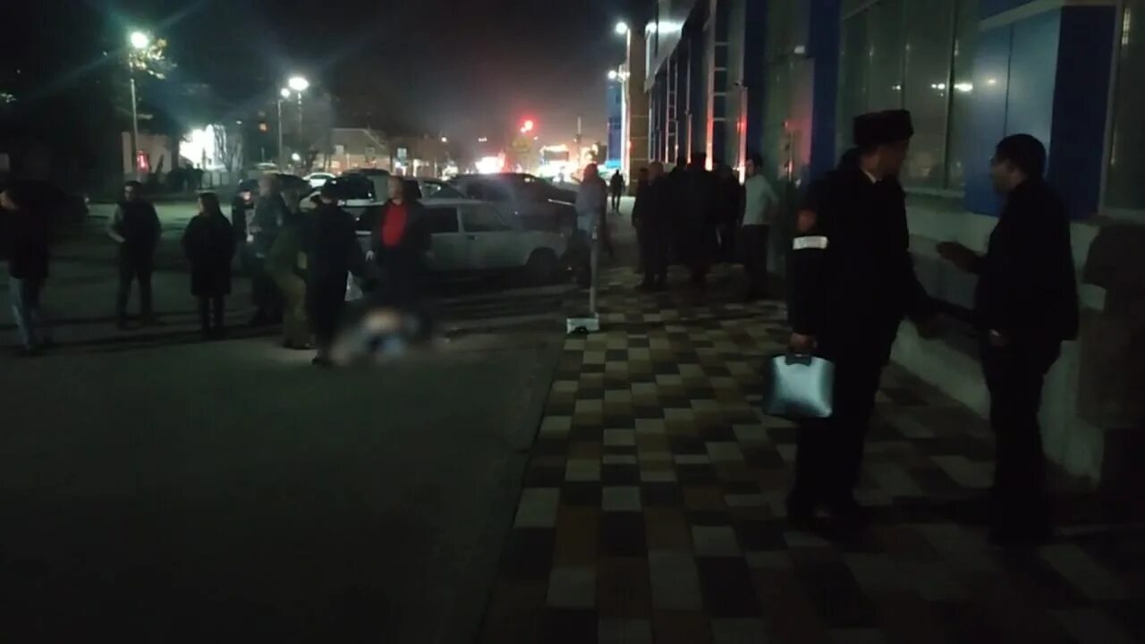 Крымск краснодарский край наводнение 2012. Взрыв крымского моста грузовик. Чп крымск. Крымский мост взорвали. Крымск потоп 2012.