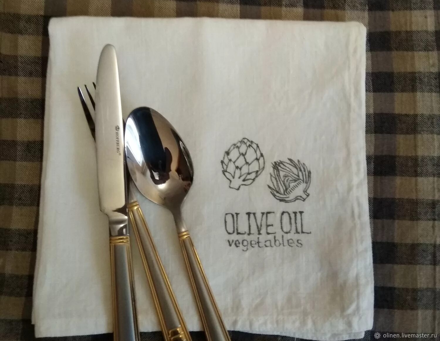 Лена столовая. Немецкий скатерть красная. Лена столовая. Лена столовая. 16с412-шр/уп 150*150 комплект столовый "изразцы".