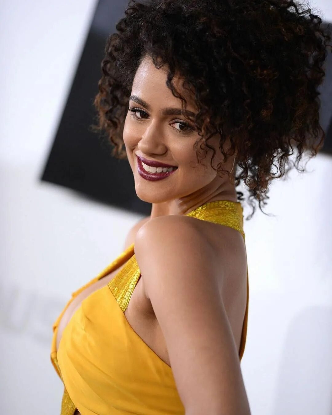 Натали Эммануэль. Натали Эммануэль (Nathalie Emmanuel). Актриса Миссандея Эммануэль Натали. Натали Эммануэль фото. Nathalie emmanuel