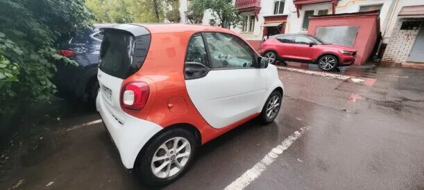 Smart Fortwo lll. Перевернутый Smart Fortwo. Smart Fortwo Tiffany. Смарт автомобиль купить.