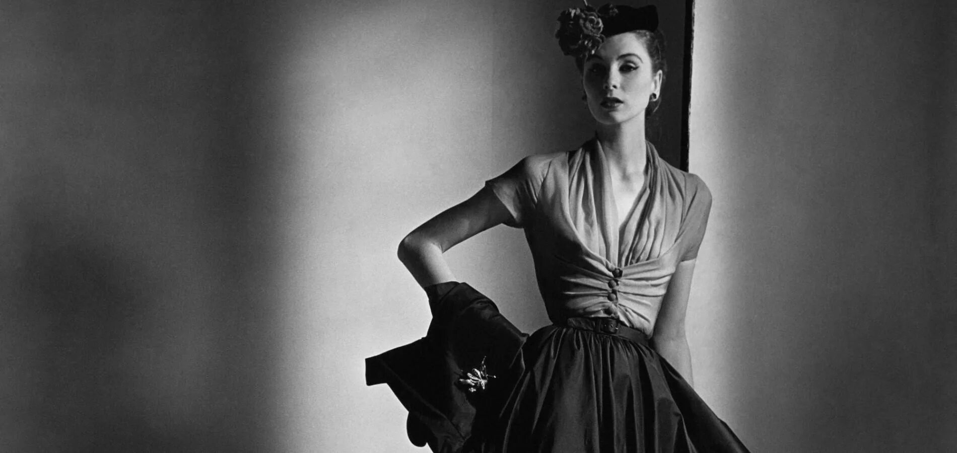 Кристиан диор мода 20 века. Кристиан диор new look 1947. Кристиан диор new look. Кристиан диор 1950. Кристиан диор 1950 new look.