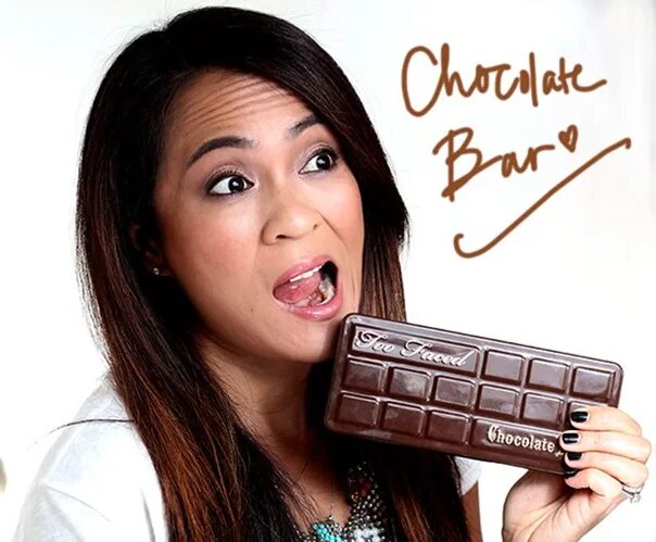 I ate too chocolates. I ate too chocolates. Стикер злая девушка. I ate too chocolates. Шоколад фото.