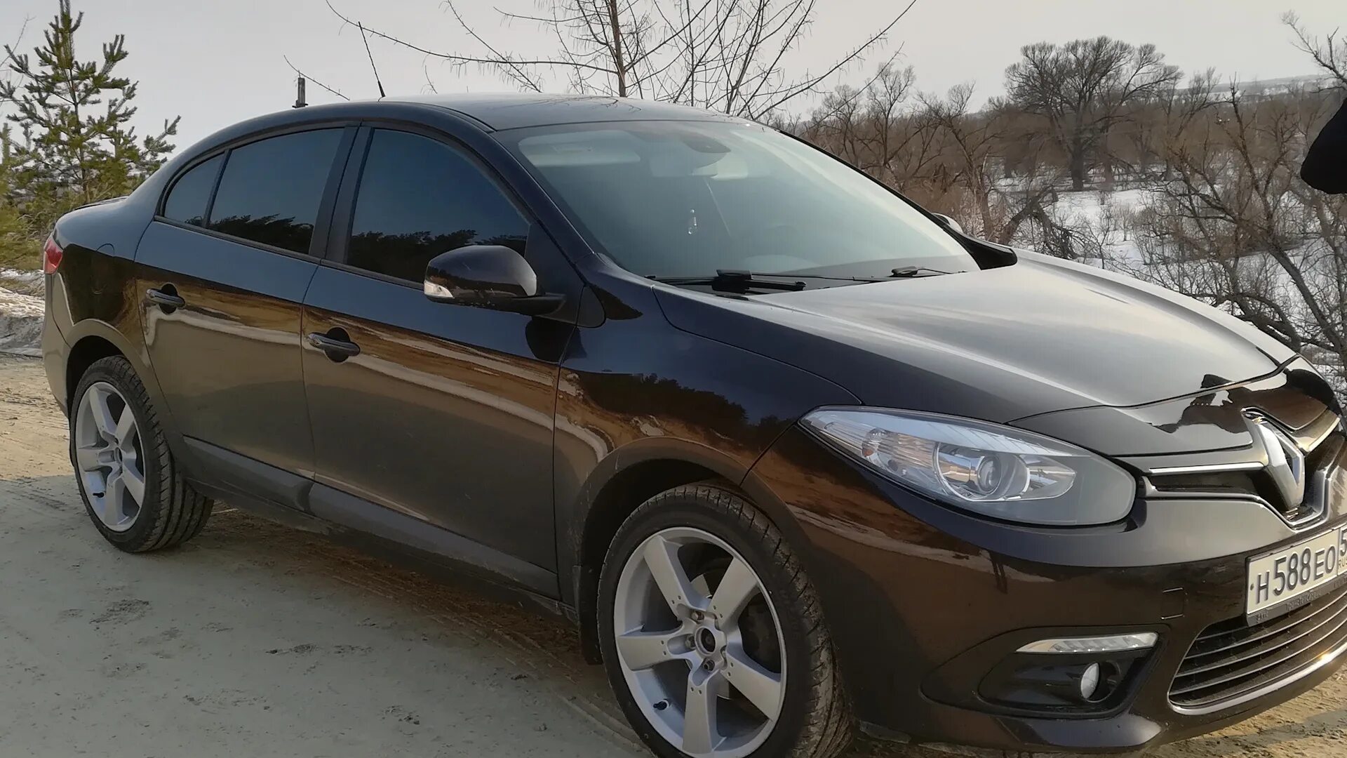 Рено флюенс диски r18. Флюенс на 16 дисках. Renault fluence 18 диски. Рено флюенс 2013 черный. Рено флюенс на 17 дисках.