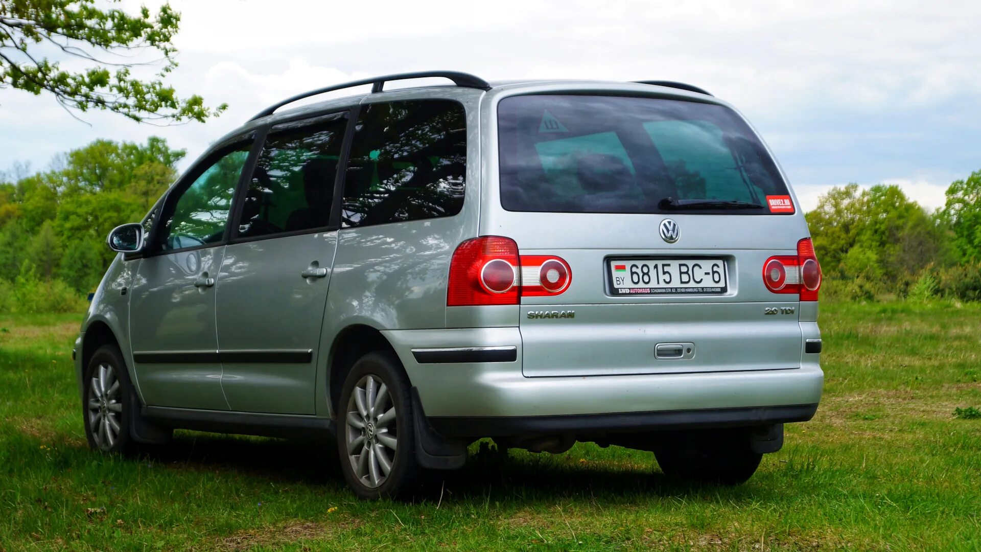 Sharan 2. Фольксваген Шаран 2006. Volkswagen Sharan дизель 1 поколение. Фольксваген Шаран 2006 год.