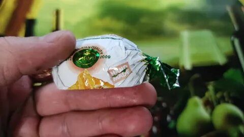 Конфета с персиком