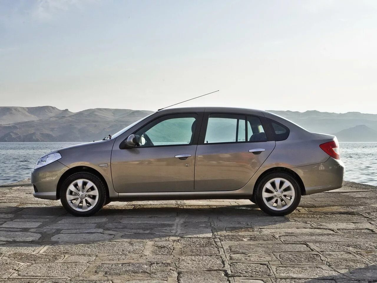 Рено symbol. Renault symbol 2008. рено симбол 2. renault symbol 2011. рено симбол 2011.