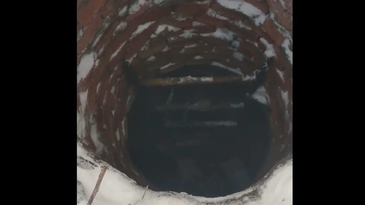 Сон ребенок в колодце. Сон ребенок в колодце. Марокко колодец. Сон ребенок в колодце. Ребенок провалился в колодец.