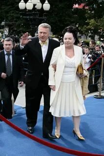 Жена жириновского