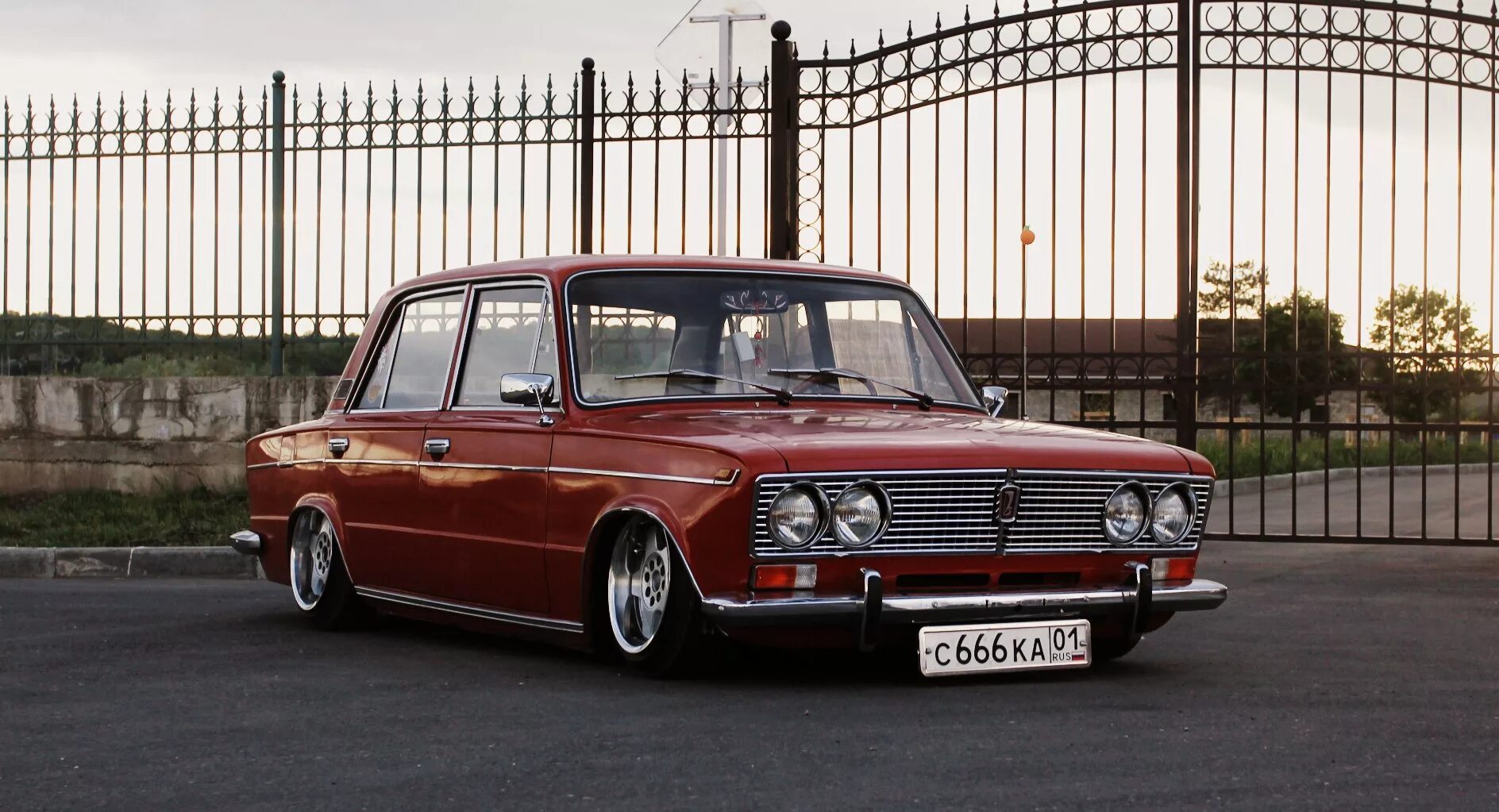 Жигули шаха. Интернет шаха. Тюнинговая ваз 2106. Интернет шаха. Ваз 2106 белая ресто.