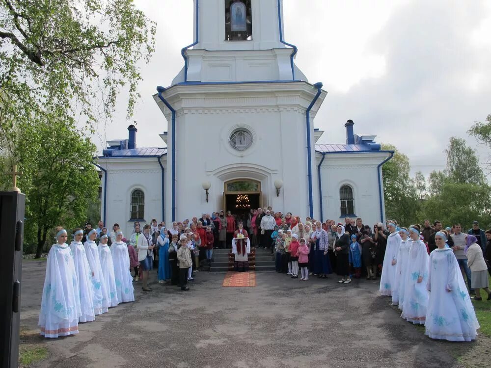 Служба сортавала. Никольская Церковь Сортавала. Сортавала храм расписание. Сортавала храм Николая внутри.