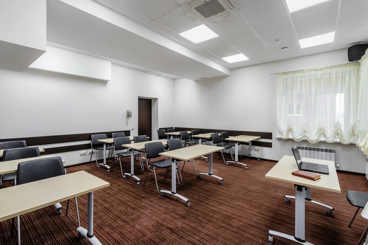 Rental space. Интерьер для помещения под сдачу для тренингов. Гостиница моя глинка алеан. Digital loft белый зал. Rental space.