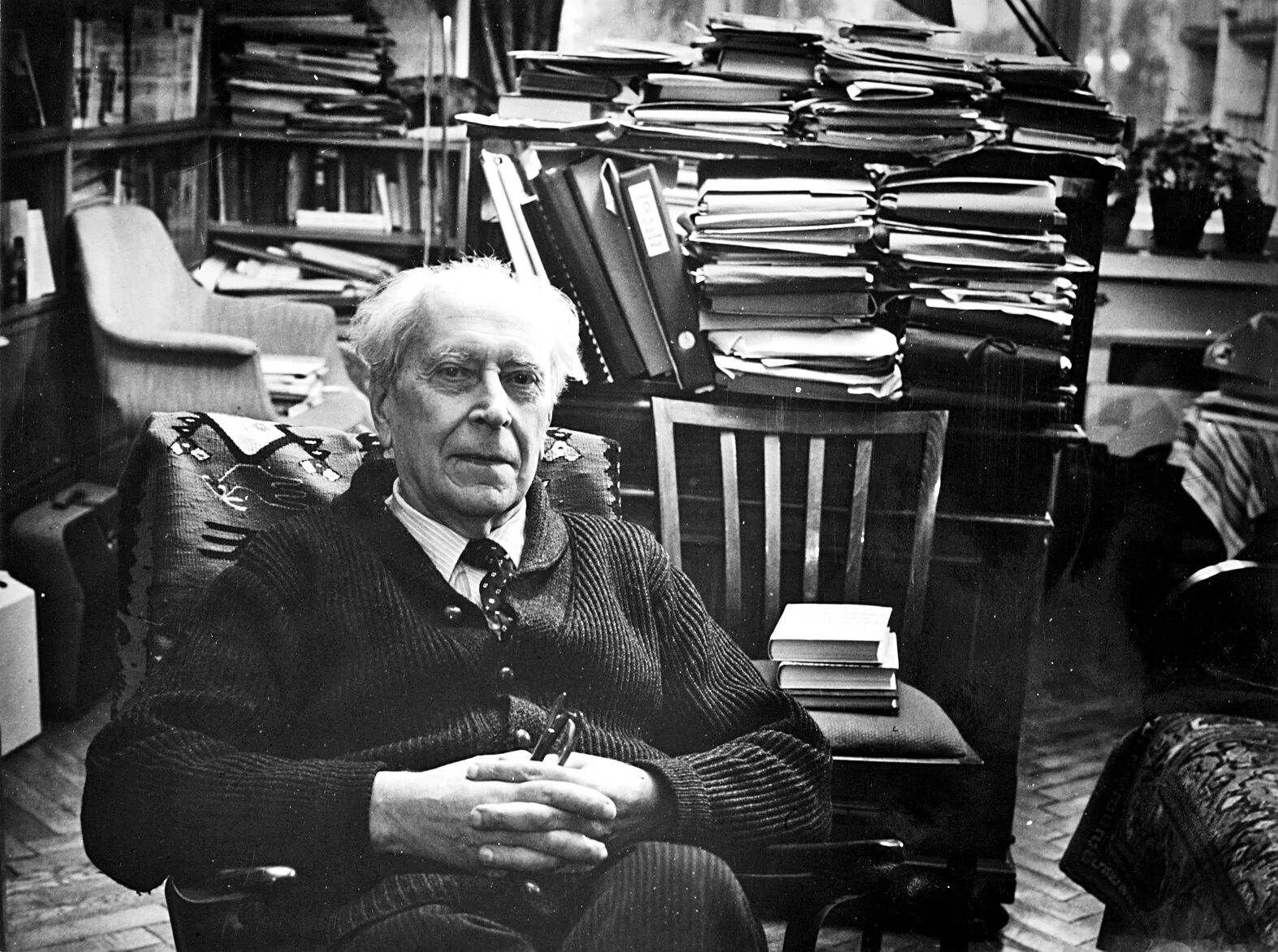 Дмитрий лихачев. Лихачёв дмитрий сергеевич труды. С. С. Д лихачев работы.