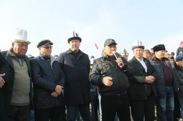Киргизия джалал абад сузак. Погода массы джалал абаде. Церковь джалал абад. Тулпар такси джалал абад. Погода массы джалал абаде.