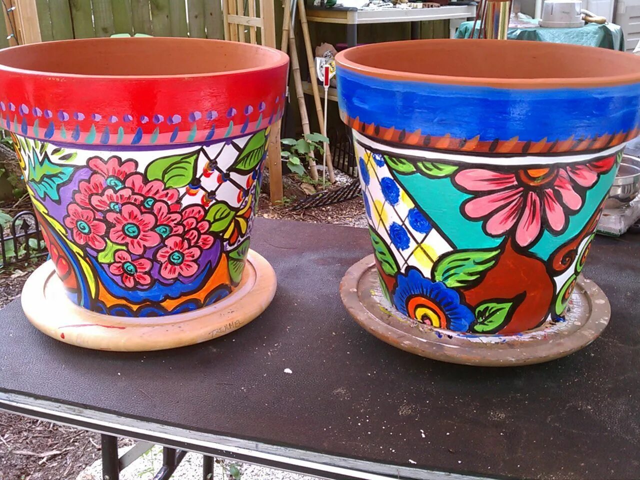 Paint pots