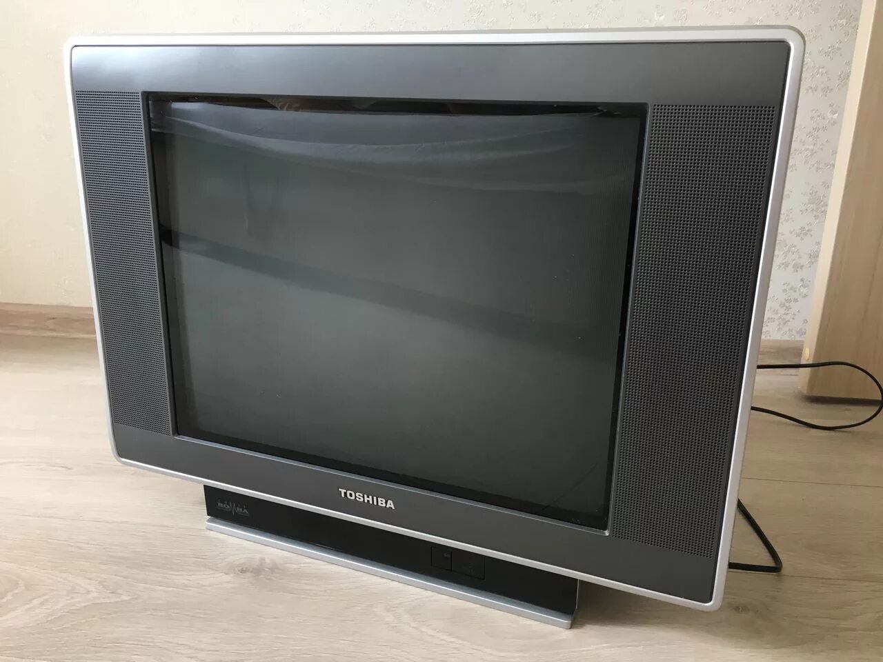 Лучшие телевизоры тошиба. Телевизор Тошиба ЭЛТ. Телевизор Toshiba 21lsr78 21". Телевизор Тошиба японский 1994. ЭЛТ-телевизор Toshiba 21cs1r.