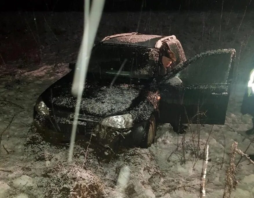 ДТП В Новобурасском районе. Вчерашнее ДТП В Новобурасском районе. Авария в Саратовской области Тепловка. Авария в Новобурасском районе.