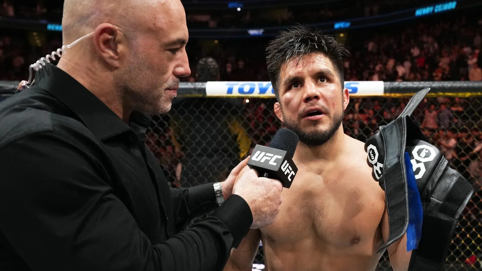 Юфс 285. Ufc playstation 4. Юфс 288. Юфси 300. Бойцы юфс.