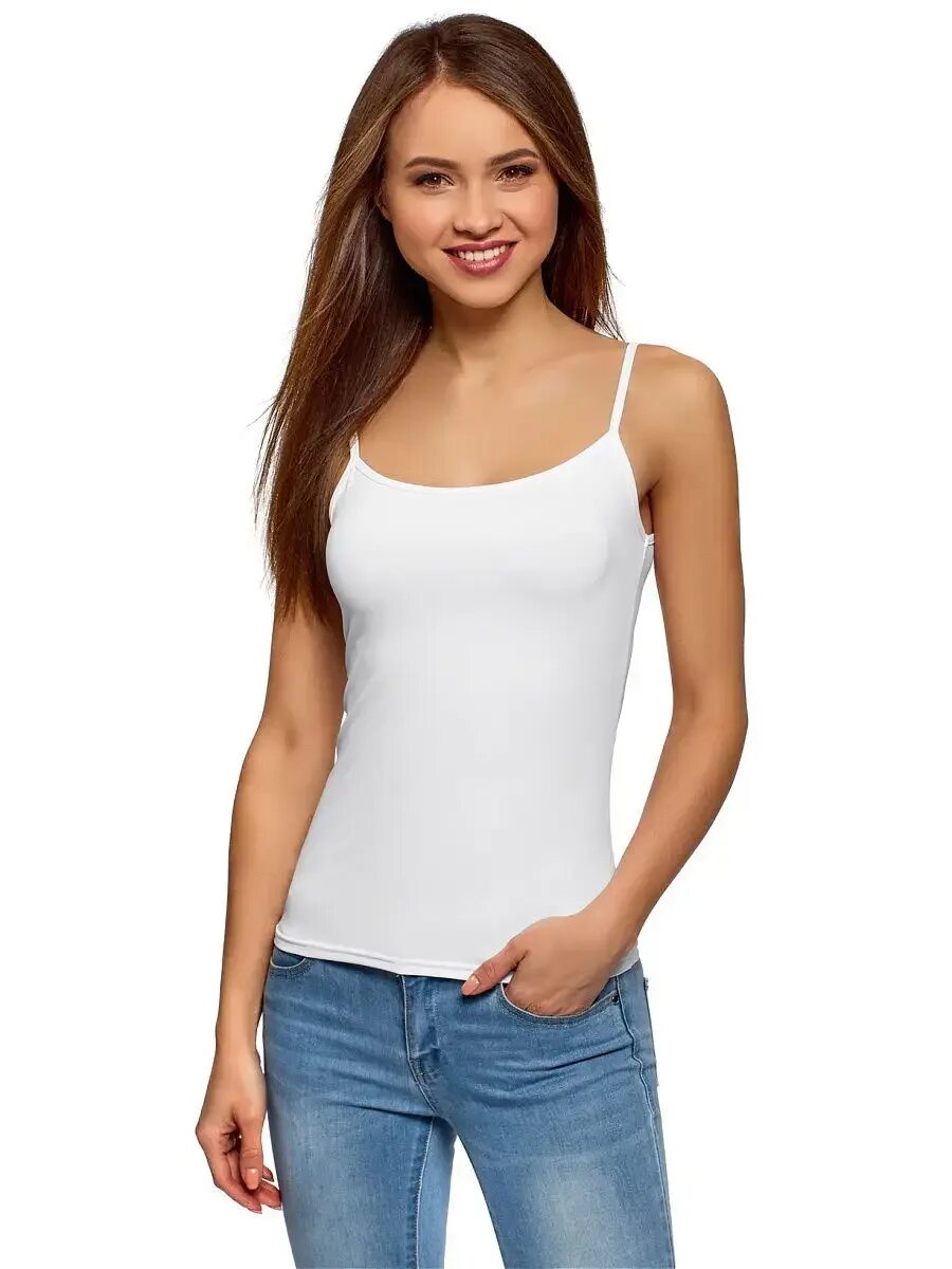 В той же майке. Человек в футболке. Парень в белой футболке. В той же майке. В той же майке.