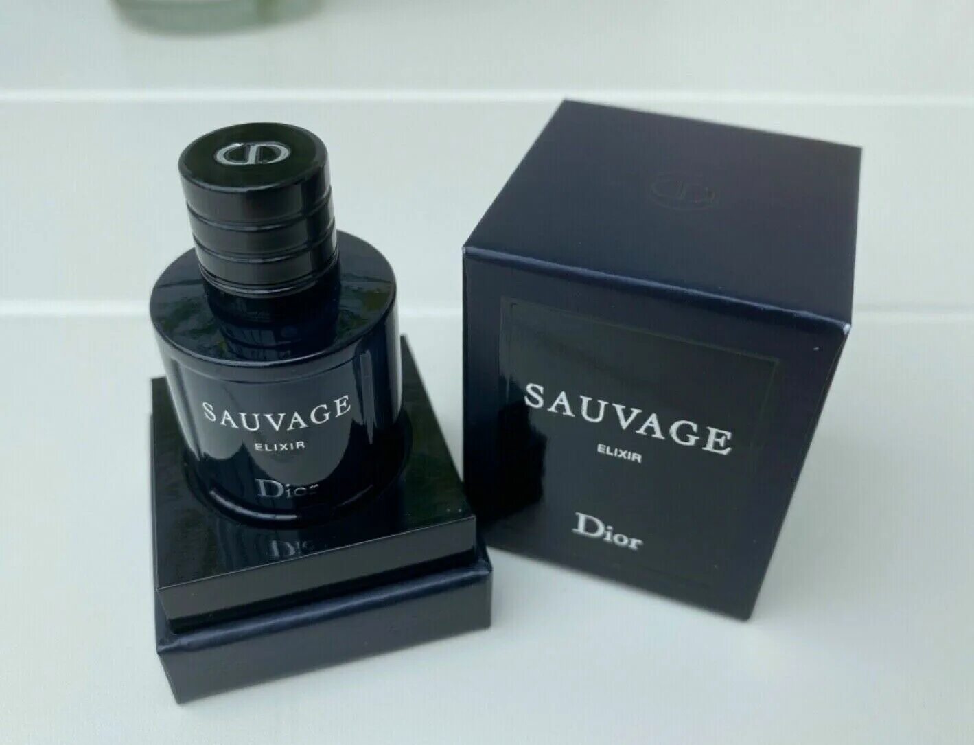 Диор эликсир мужской. Dior sauvage Elixir. Dior sauvage Elixir Parfum. Sauvage Dior Elixir мужские. Dior sauvage Elixir 60ml.