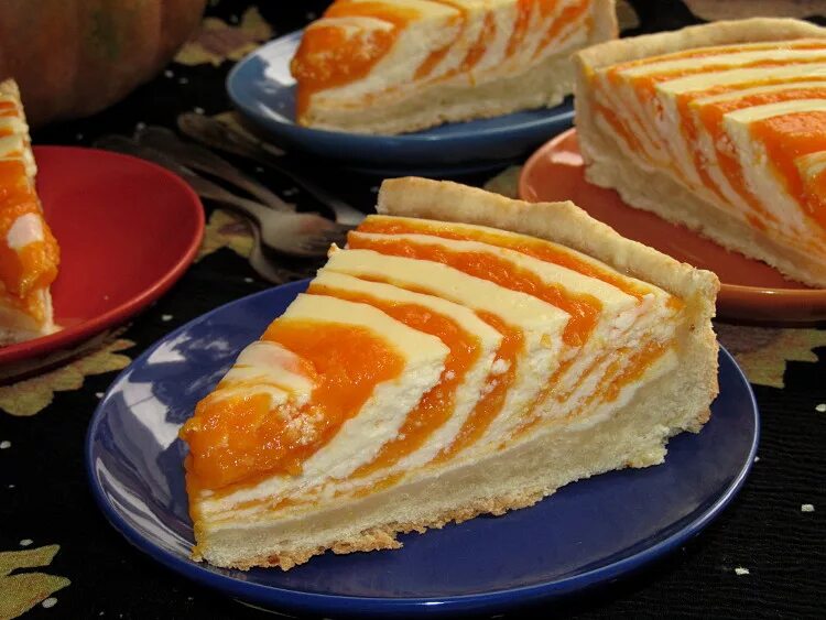 Тыквенно творожная запеканка в духовке рецепт зебра. Тыквенный пирог зебра с творогом. Запеканка зебра из тыквы и творога. Тыквенно творожная запеканка в духовке рецепт зебра. Творожно-тыквенная запеканка зебра.