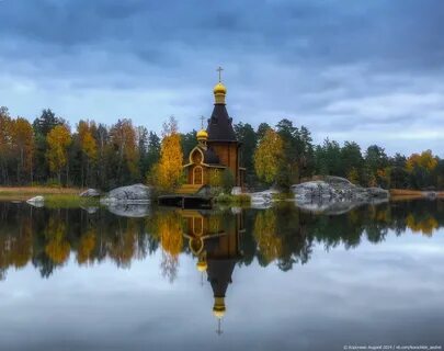 Храм на реке