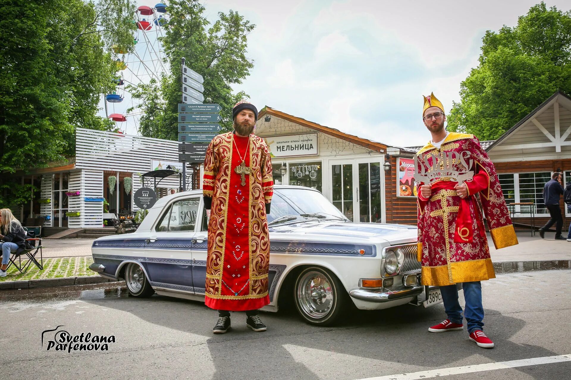 Бояре москва клуб. Автоклуб бояре. Бояре волга клуб. 2410 бояре. Газ 24 лоурайдер бояре.