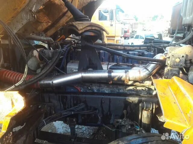 Шильда на моторе шакман самосвал f3000. Шакман ф2000 двигатель. Крышка масло двигателя шахман. Шакман х3000 самосвал датчик скорости. Подогрев кузова шакман f2000.