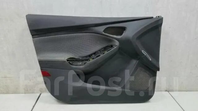 Перетяжка дверных карт лачетти хэтчбек. Дверная карта ford focus 3. Карта двери форд фокус 3. Обшивка двери форд фокус 3. Заглушка обшивки двери форд фокус 3.