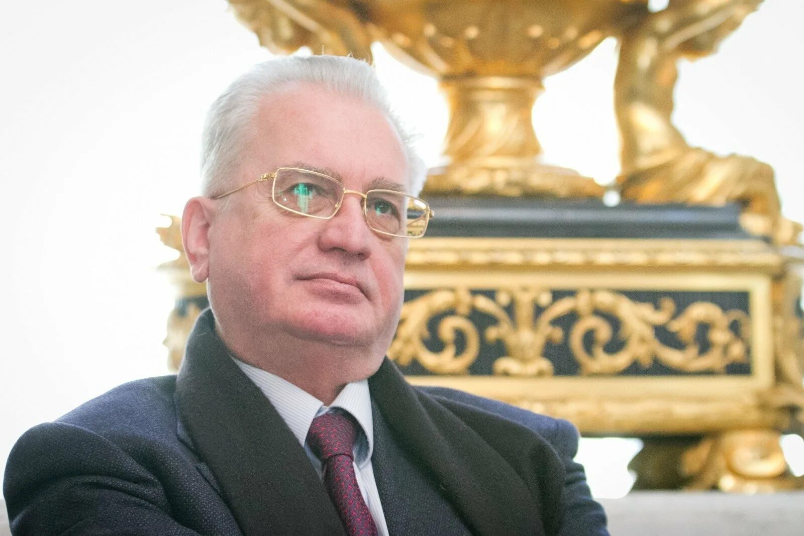 Пиотровский эрмитаж. Пиотровский михаил борисович. пиотровский директор эрмитажа. пиотровский михаил борисович в эрмитаже. михаил борисович пиотровский директор эрмитажа.