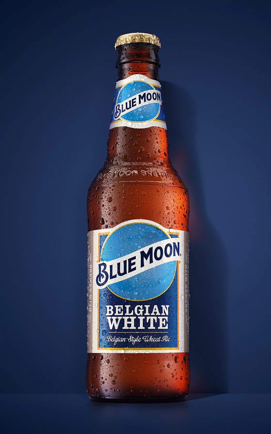 Пиво мун. Блю Мун пиво. Blue Moon Belgian White. Blue Moon Belgian White (Блю Мун бельгийское светлое). Голубое пиво.