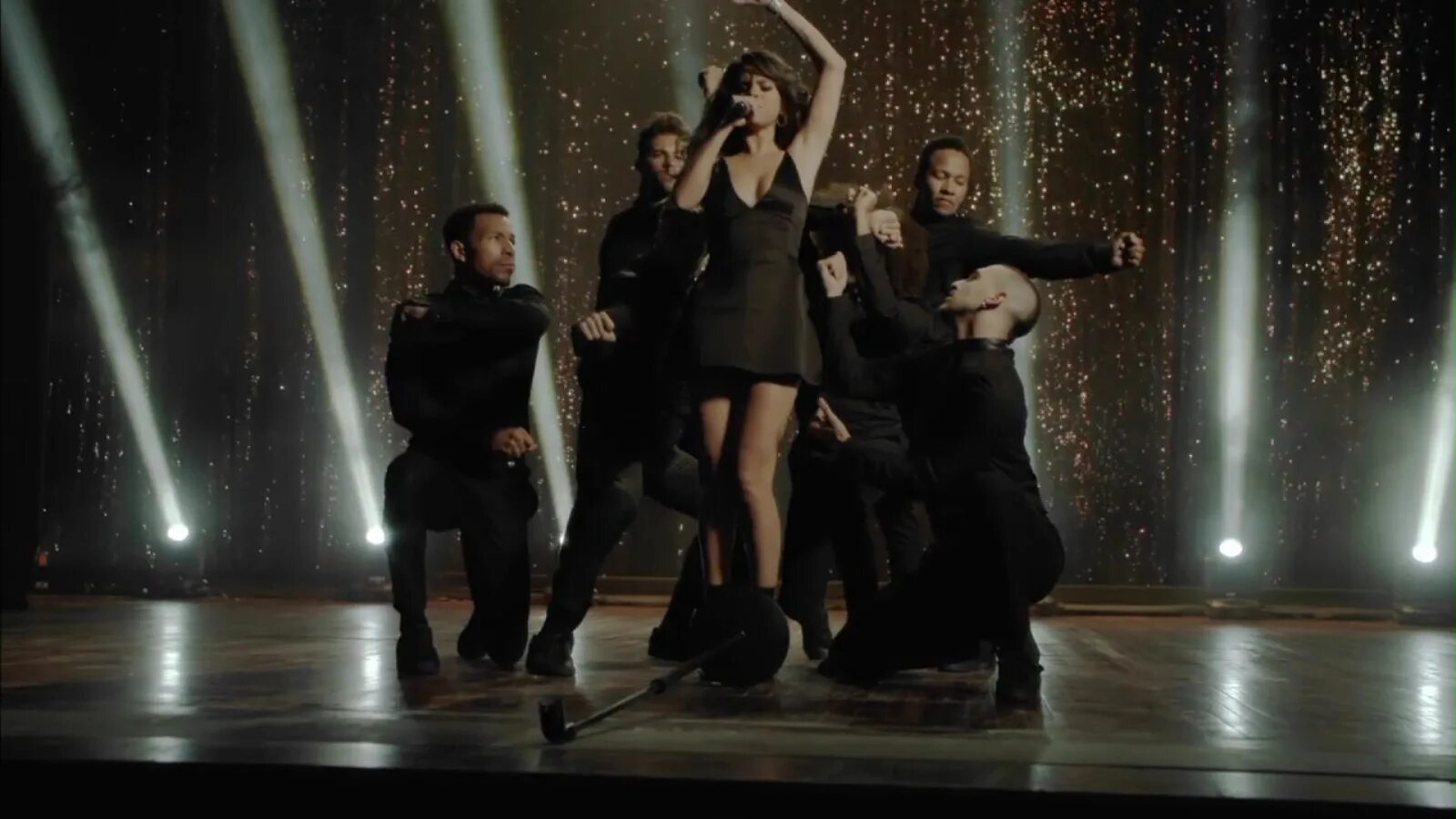 Selena gomez same old love photoshoot. Selena gomez same old love. Selena gomez - same old love (2015). Selena gomez same old. Selena gomez 2021.