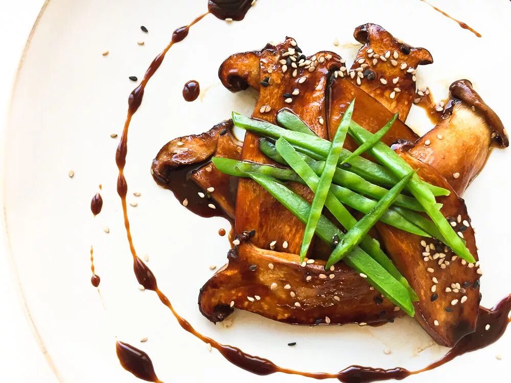 21 Delicious Summer Salads That Will Actually Fill You Up Teriyaki chicken salad