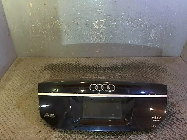 Крышка багажника ауди а6 с5 седан. Ауди а 6 2013 крышка багажника. Из чего состоит крышка багажника ауди а6 с6 фото. Крышка багажника ауди а6. Крышка багажника ауди а6 с5 седан.