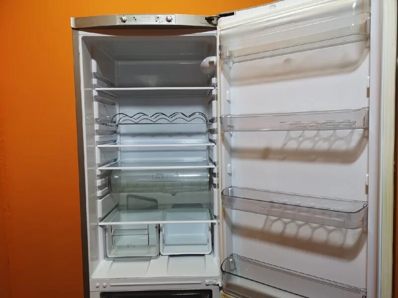 019. 019. Hotpoint mba 2185. Холодильник hotpoint-ariston mba 2185 x. 019.
