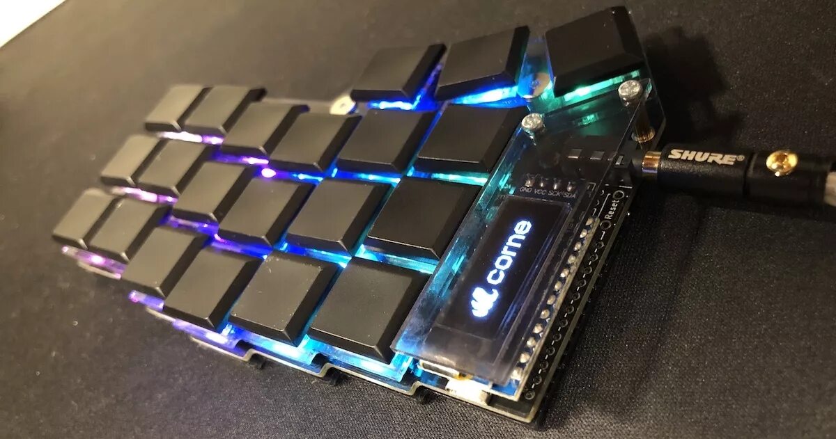 Corne keyboard. F1-8x custom keyboard. corne клавиатура. кастомная клавиатура интерфейс. кастомные клавиши для ноутбука.
