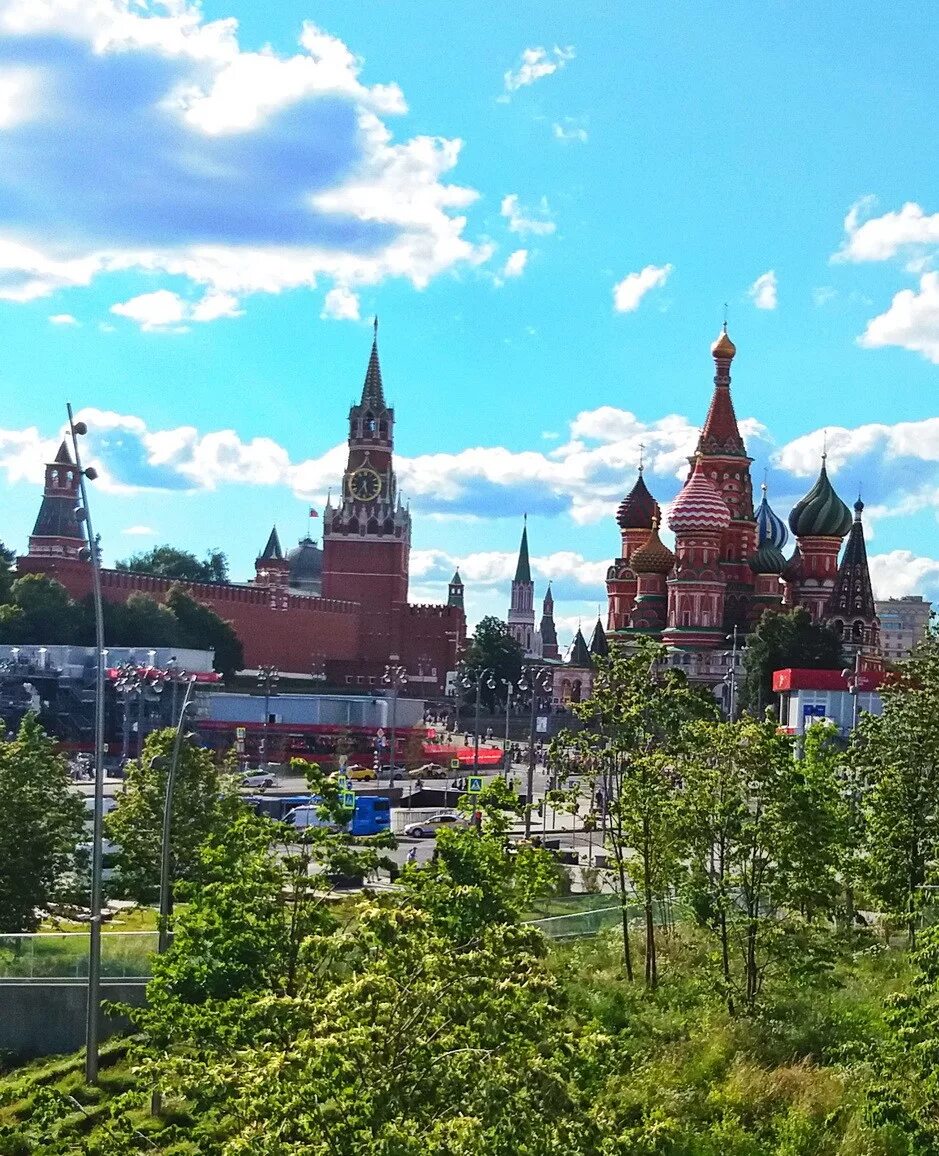 Red square zero