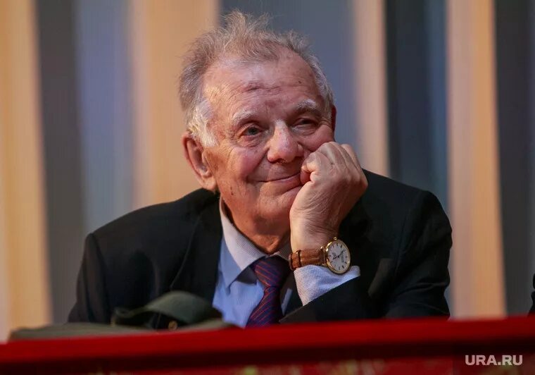Жорес алферов за что получил нобелевскую премию. Алфёров жорес иванович. жорес иванович алферов (1930-2019). жорес алферов нобелевская премия. алферов лауреат нобелевской премии.