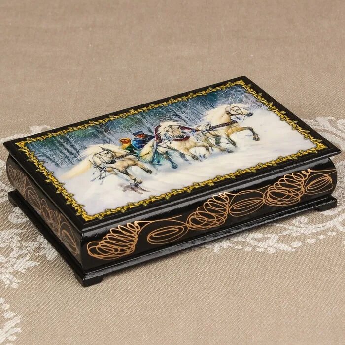 Лакировать шкатулку