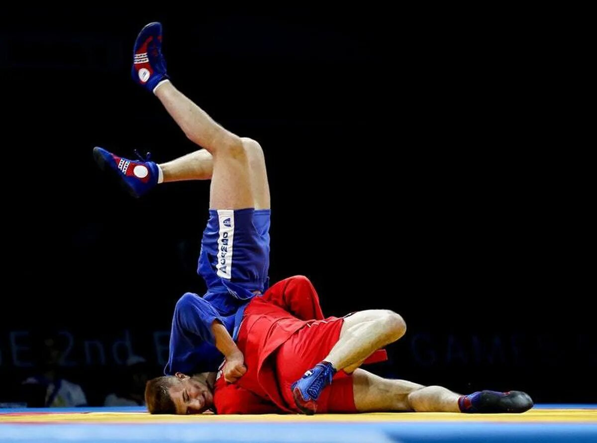 Кирилл шараев самбист. Самбо. Боевое самбо фон. Варламова кристина самбо. Самбо оренбург динамо.