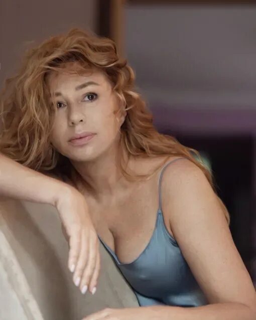 Алена Апина: о чувстве стиля, хорошем вкусе и взаимоотношениях с украшениями
