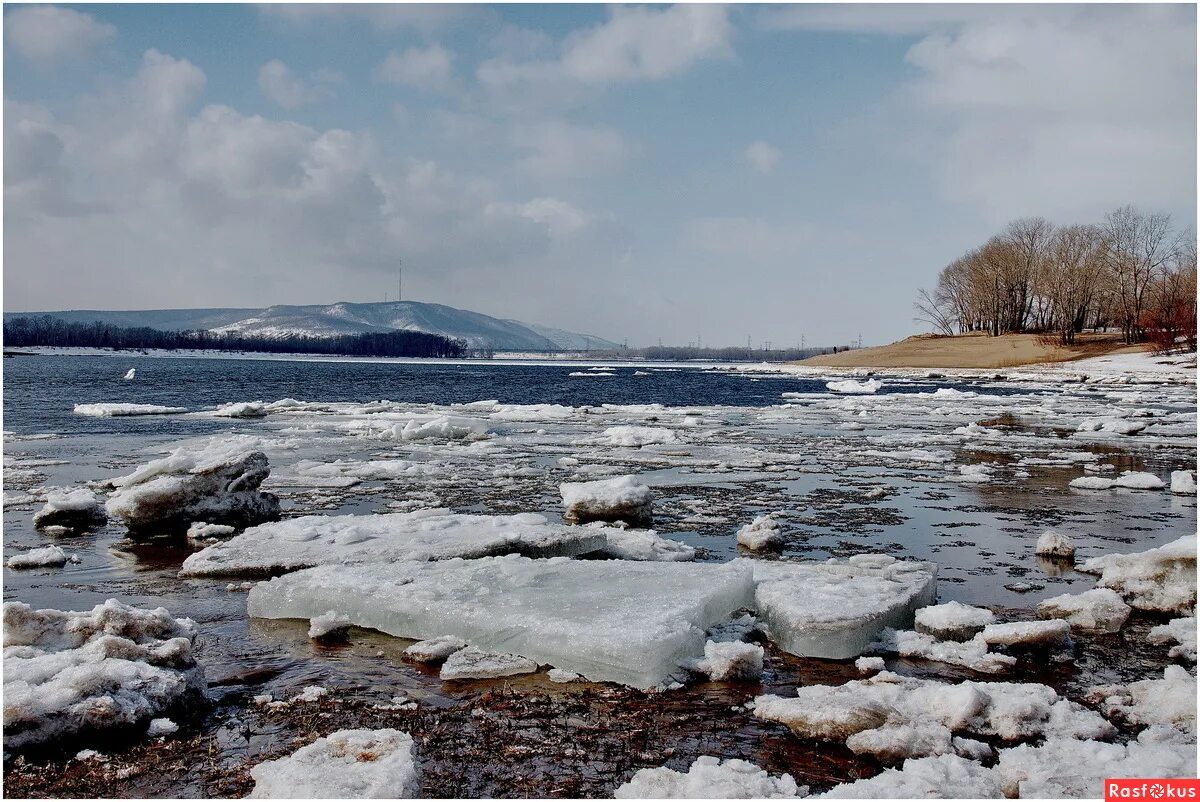 Ледоход в самаре