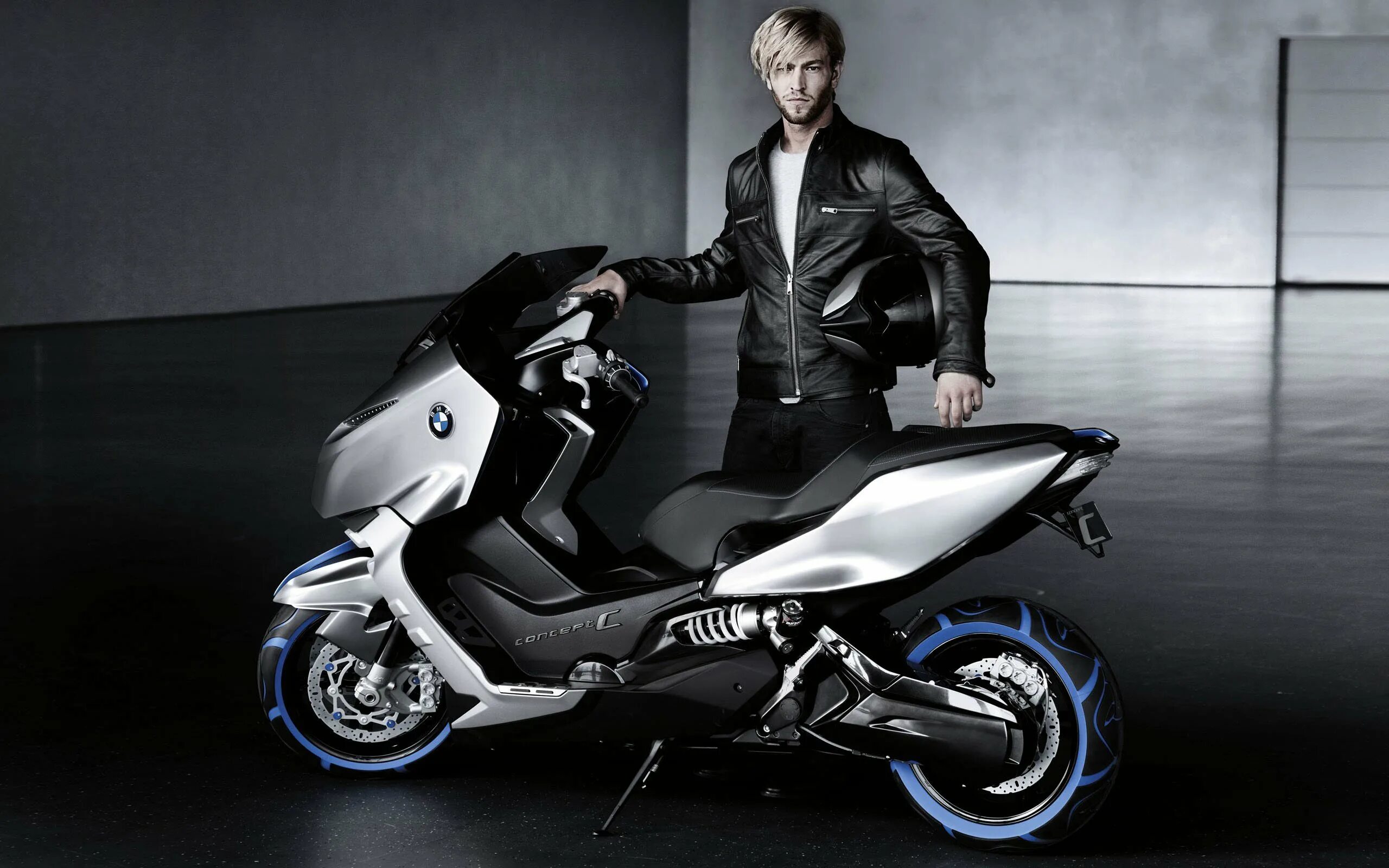 Скутер холл. BMW Scooter. Скутер БМВ концепт. BMW motoroller. Красивый скутер.