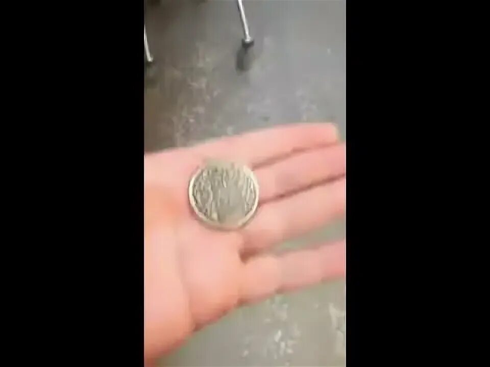 Какую монету подкидывают. Какую монету подкидывают