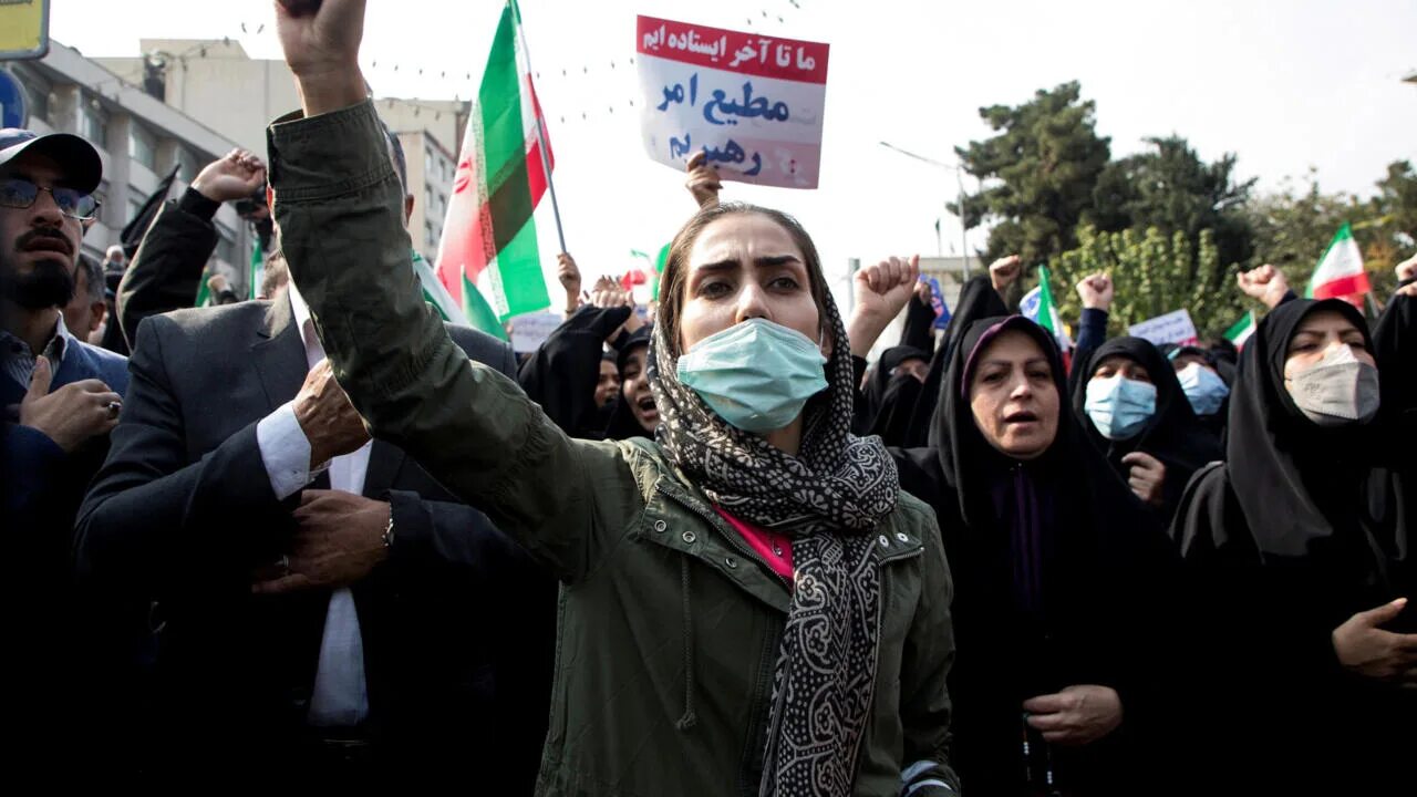 Последние новости про иран. Протесты в Иране 2022 женщины. Иран люди. Иранская молодежь.