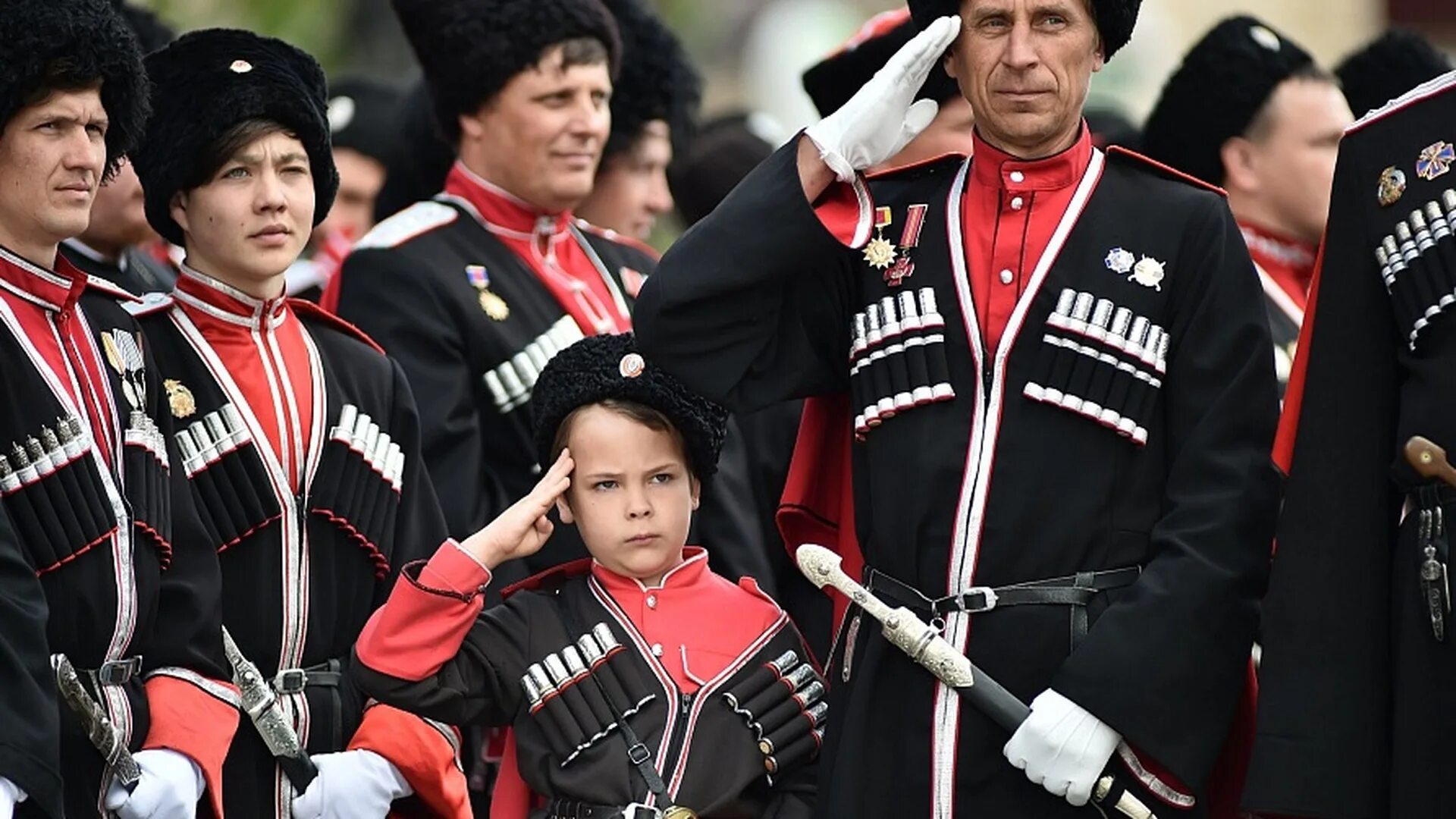 Казачье войско кубани. Казаки сегодня. Казачество "казаки на северном кавказе". Казачий отряд кубань. Современная форма казаков.