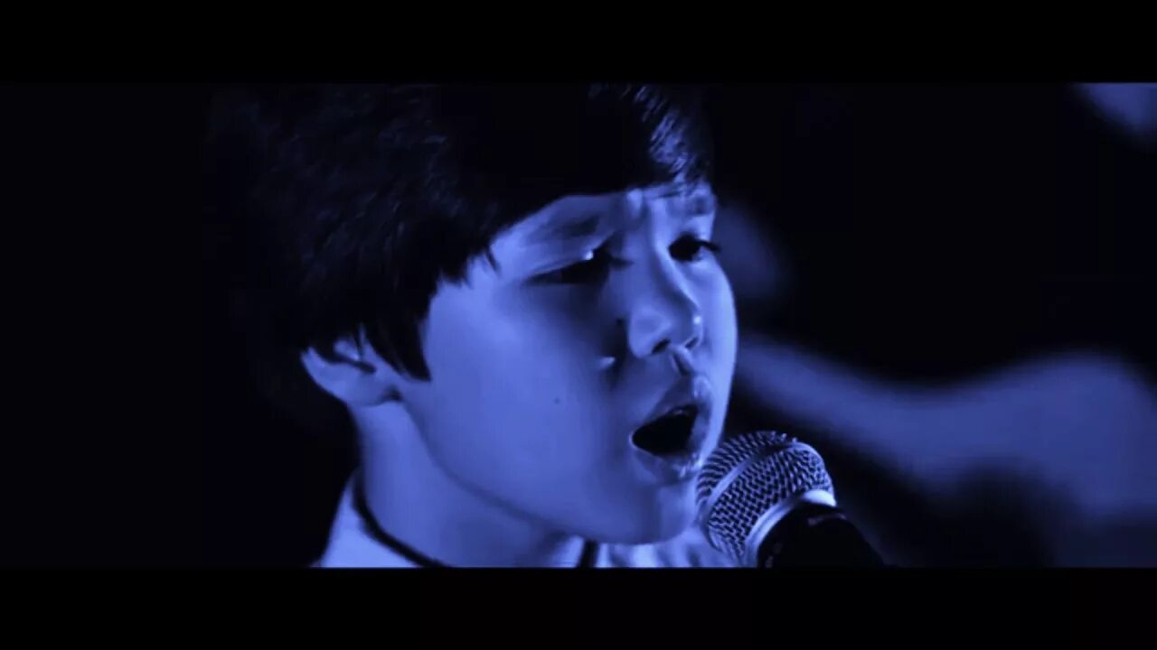 поёт мальчик про маму из казахстана. джакып нурмухаммед. казахский мальчик. домбра для детей. казахский мальчик песня про маму.